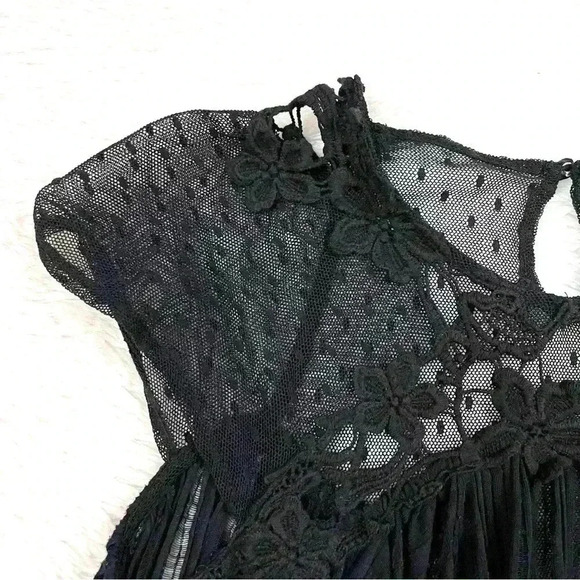 Free People Black Rayon Blend Lace Cap Sleeve Fit & Flare Babydoll Top Size XS - Picture 4 of 15